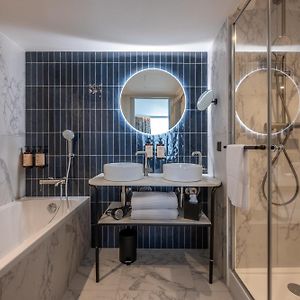 Junior Suite Harbour View